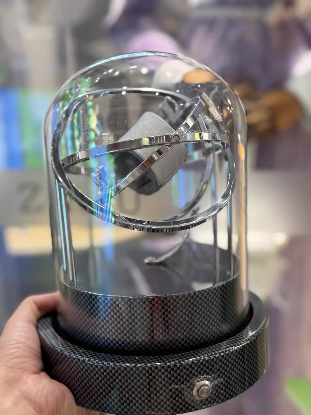 Automatic watch winder display for mechanical watches